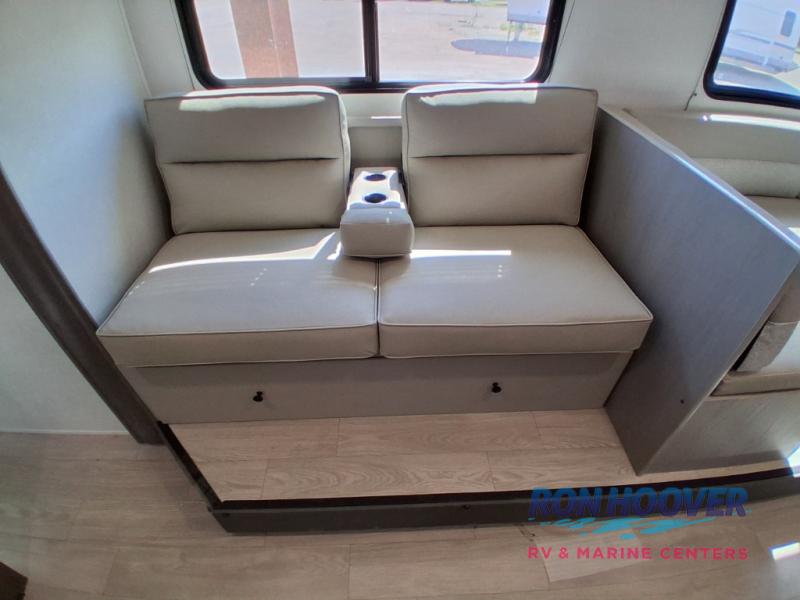 2025 COACHMEN 282DORM - Image 30