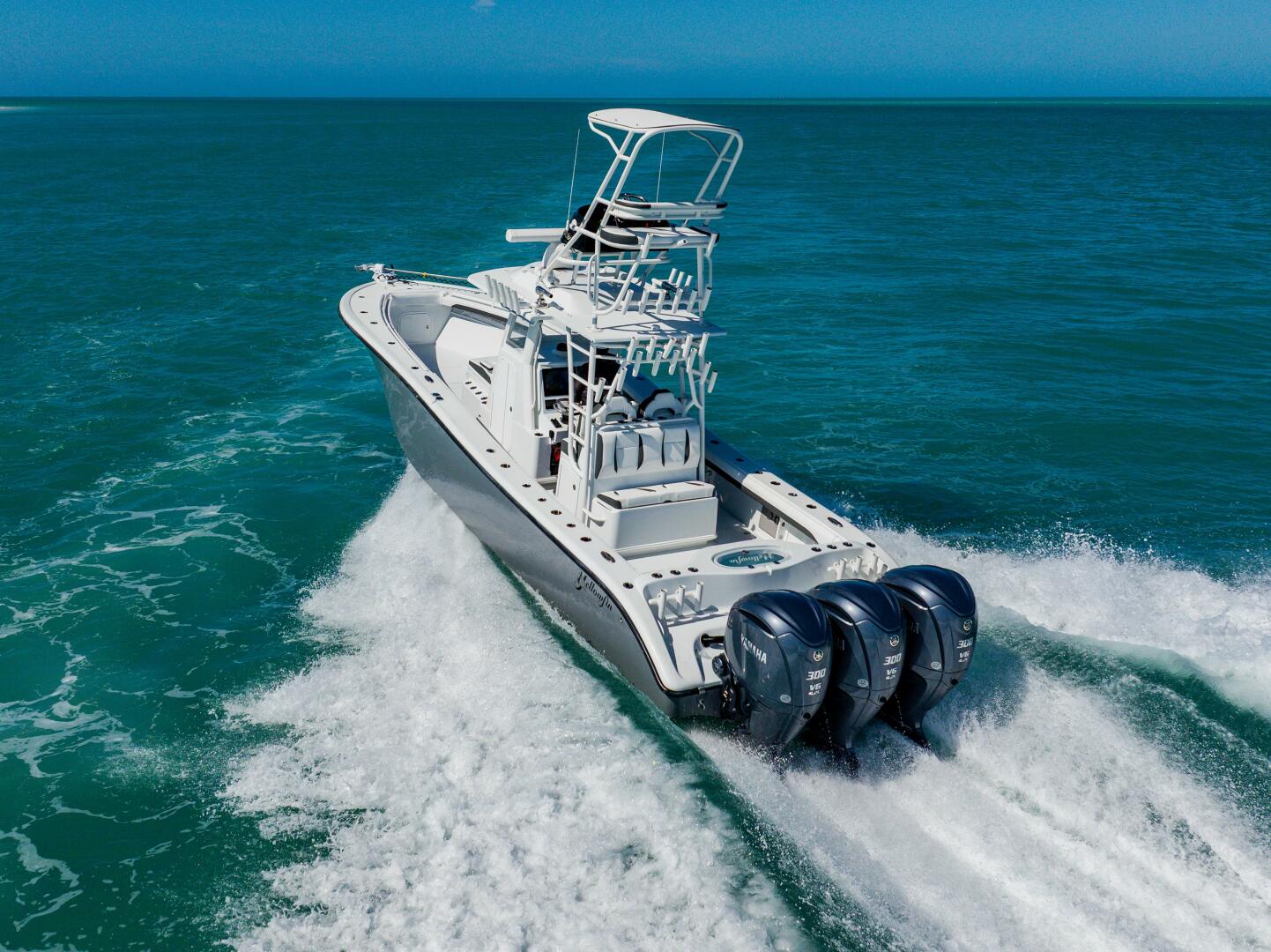 2025 Yellowfin 36 Offshore - Image 7