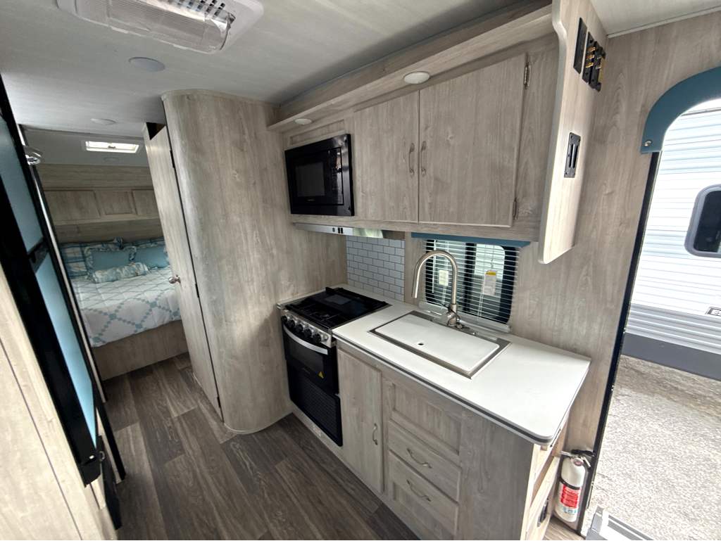 2026 GULF STREAM VINTAGE CRUISER 23RSS - Image 11