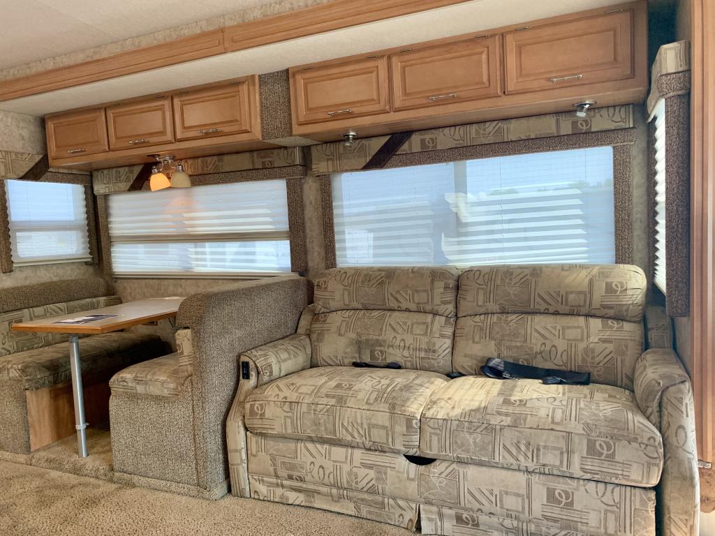 2007 WINNEBAGO VOYAGE 35A FORD - Image 15