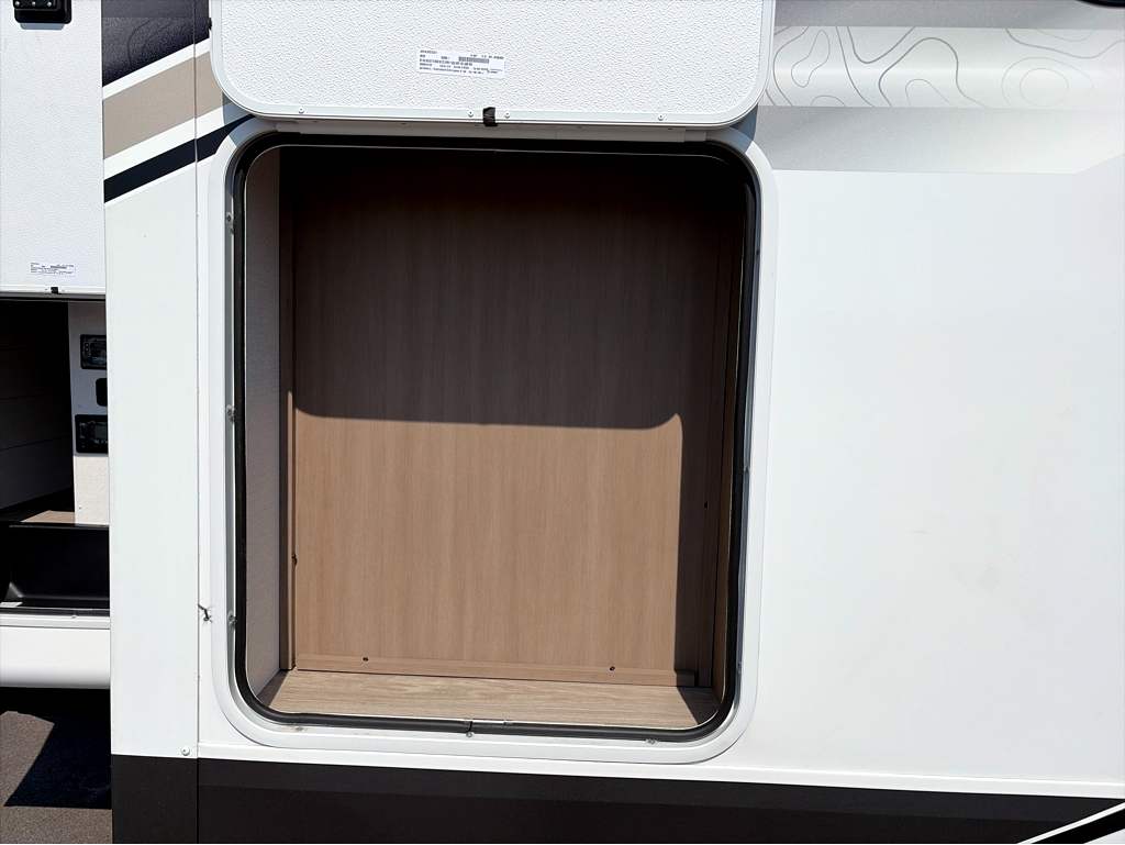 2027 JAYCO EAGLE 265FKDS - Image 6