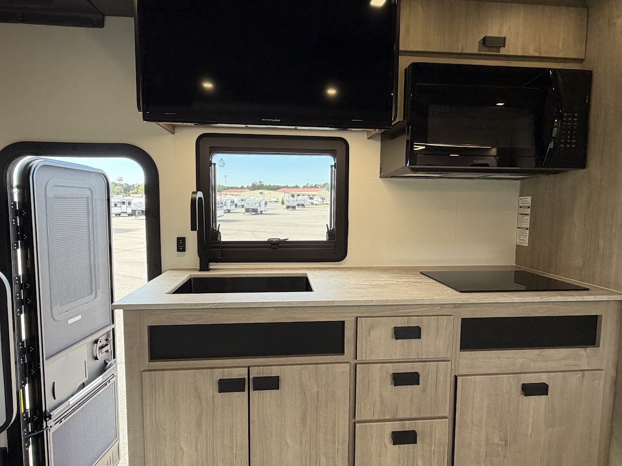 2027 GRAND DESIGN LINEAGE SERIESE 30DC - Image 38