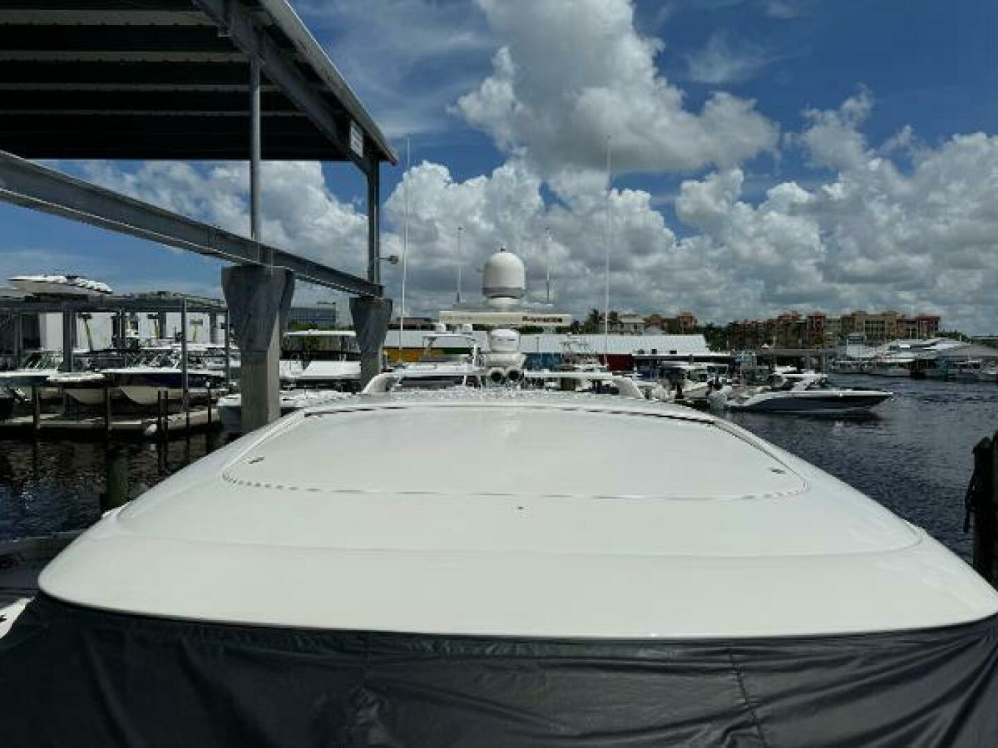 2010 Tiara Yachts 5800 Sovran - Image 106
