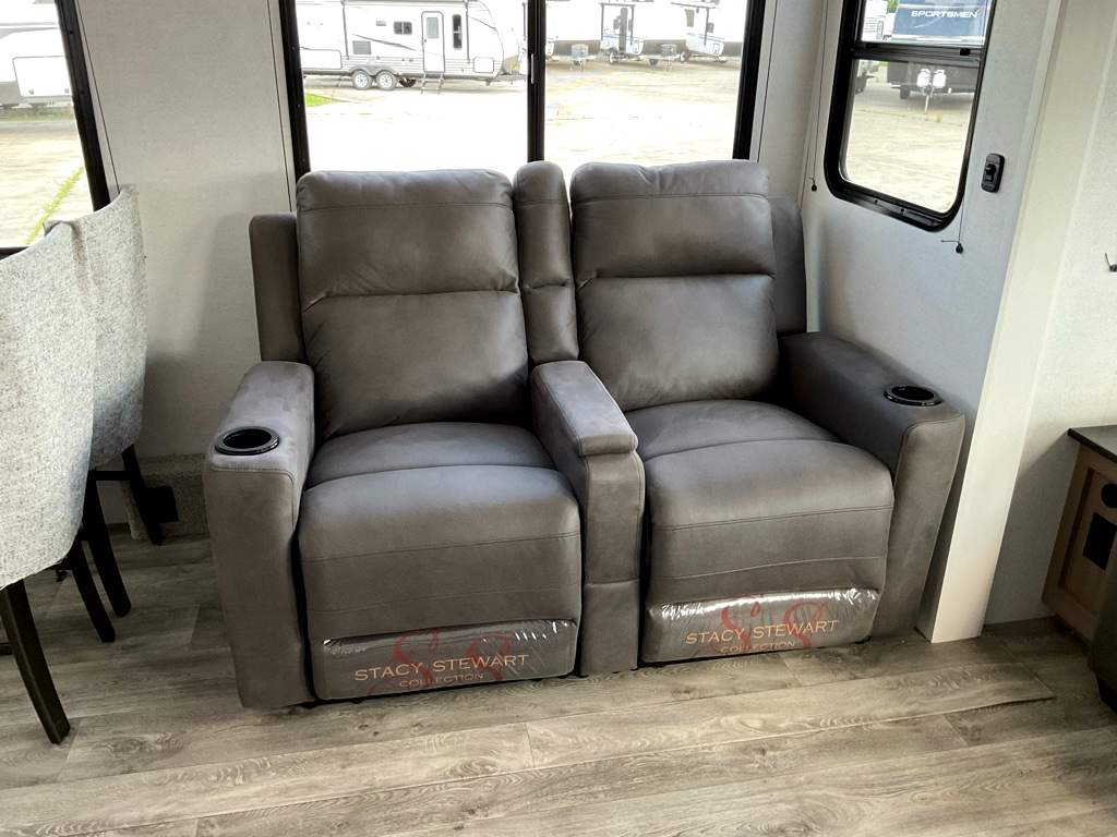 2026 JAYCO Eagle 30 RLT - Image 10