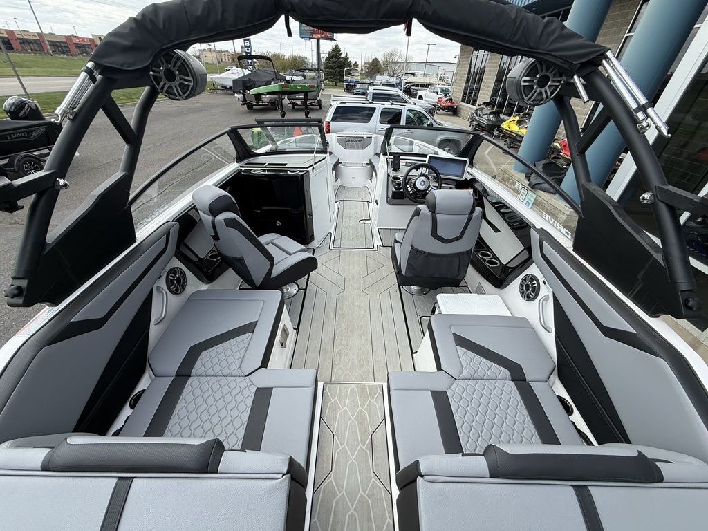 2026 Yamaha Boats 222XD - Image 13