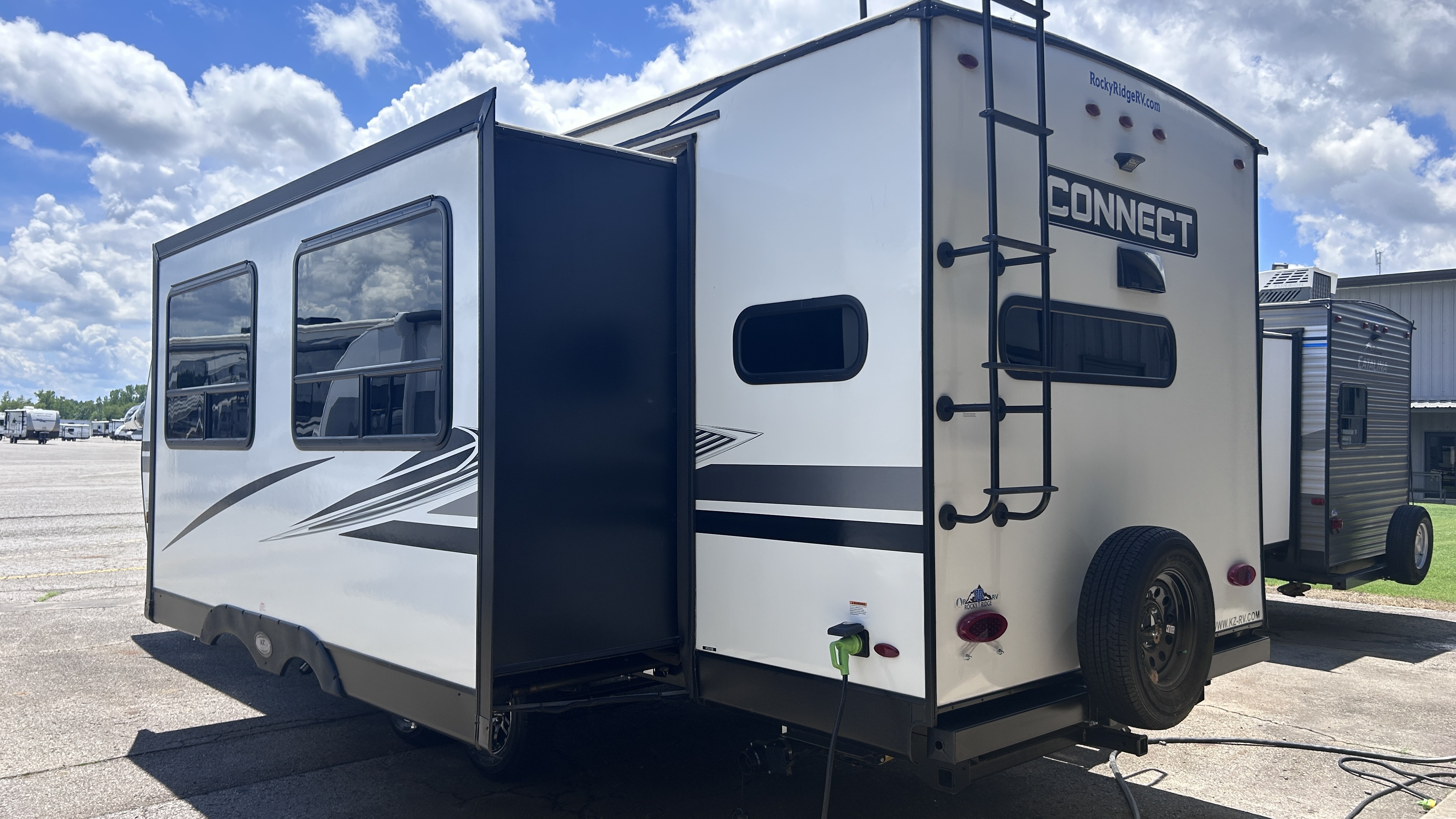 2022 KZ RV Connect C261RKK - Image 5