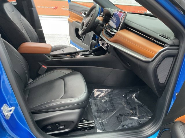 2025 Jeep Compass Limited 4x4 - Image 28