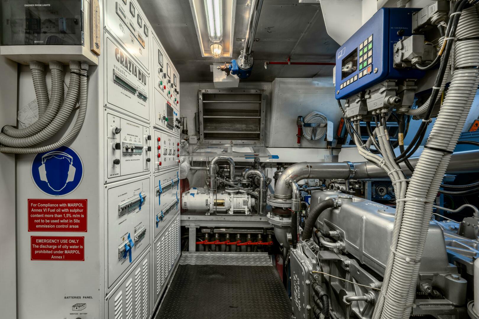 2008 Overmarine Mangusta 108 - Image 38