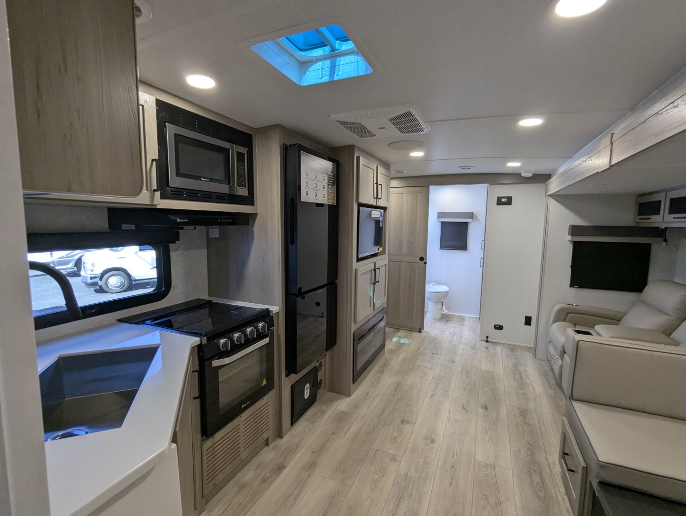 2026 Forest River Rockwood Ultra Lite 2606WS - Image 18