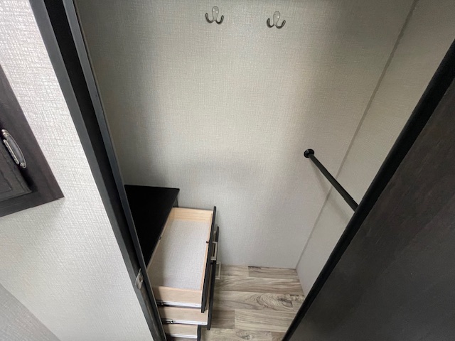 2020 VENTURE RV SPORTTREK 271MVB - Image 18