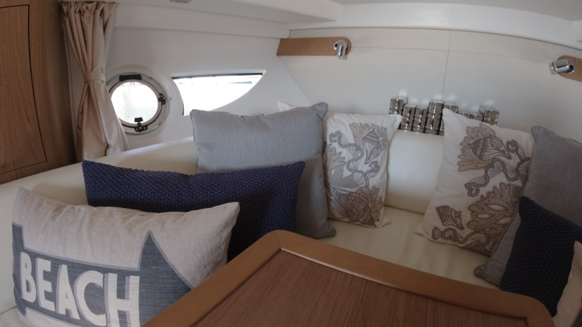 2016 Beneteau Gran Turismo 35 - Image 21