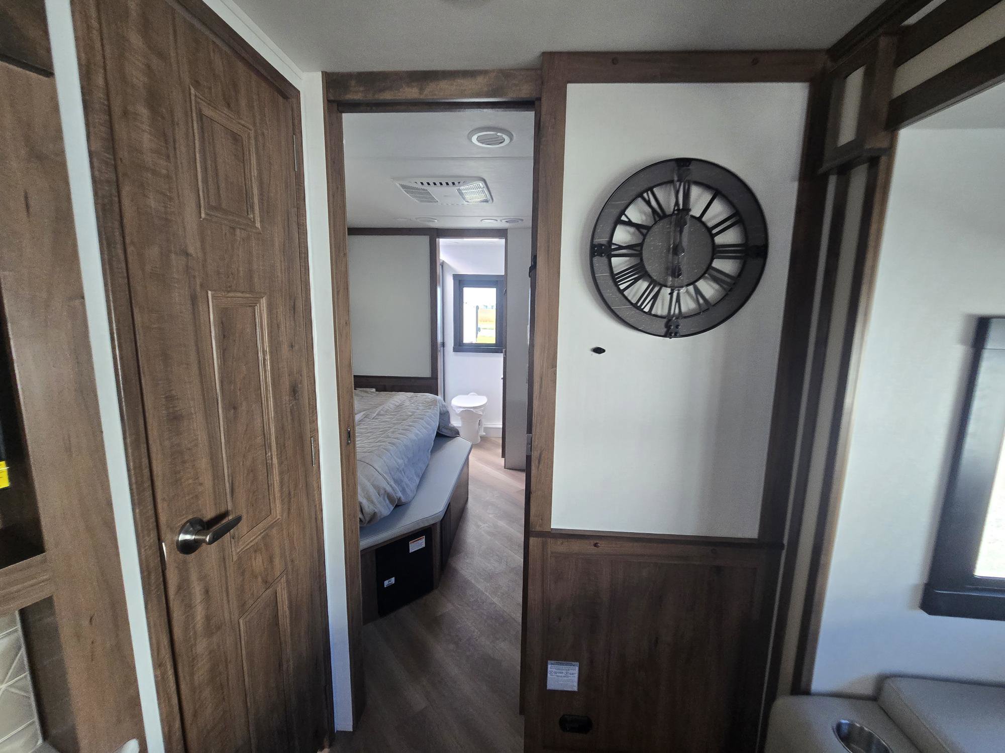 2026 JAYCO SENECA 37K - Image 30