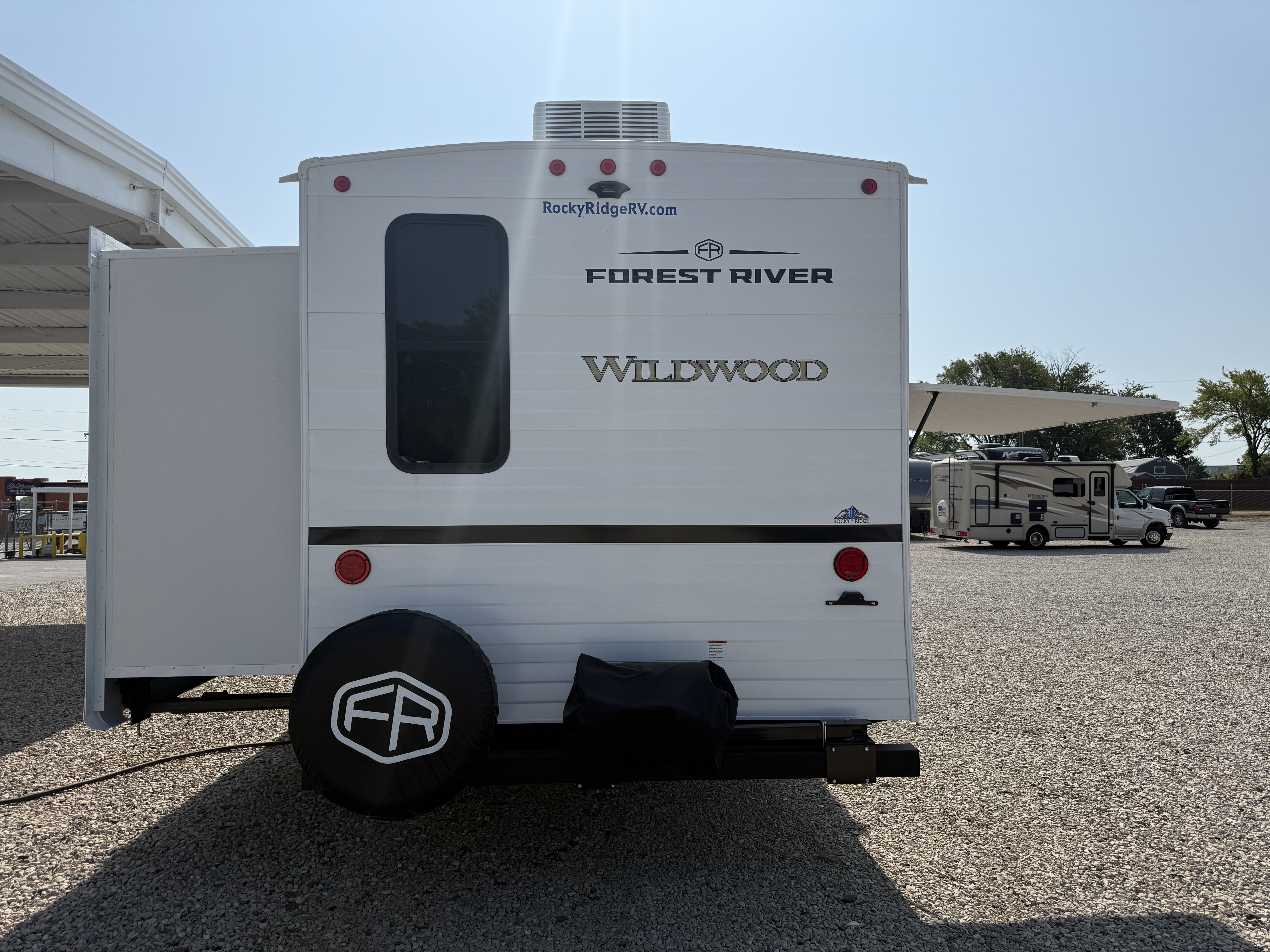 2027 Forest River Wildwood 33TS - Image 7