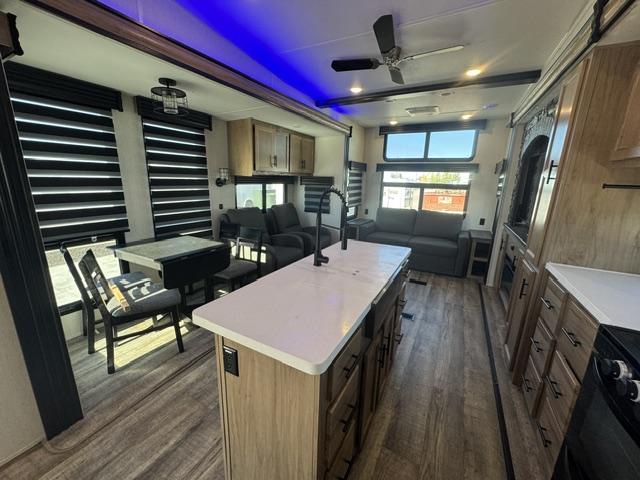 2023 CHEROKEE TIMBERWOLF 39DLBL - Image 26