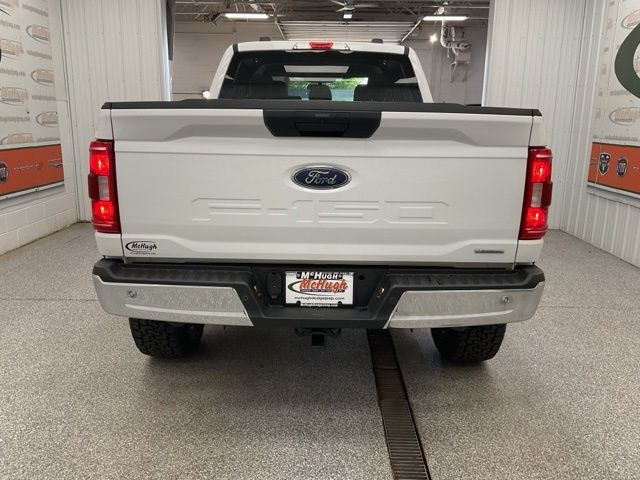 2022 Ford F150 Crew Cab XLT 4WD - Image 7