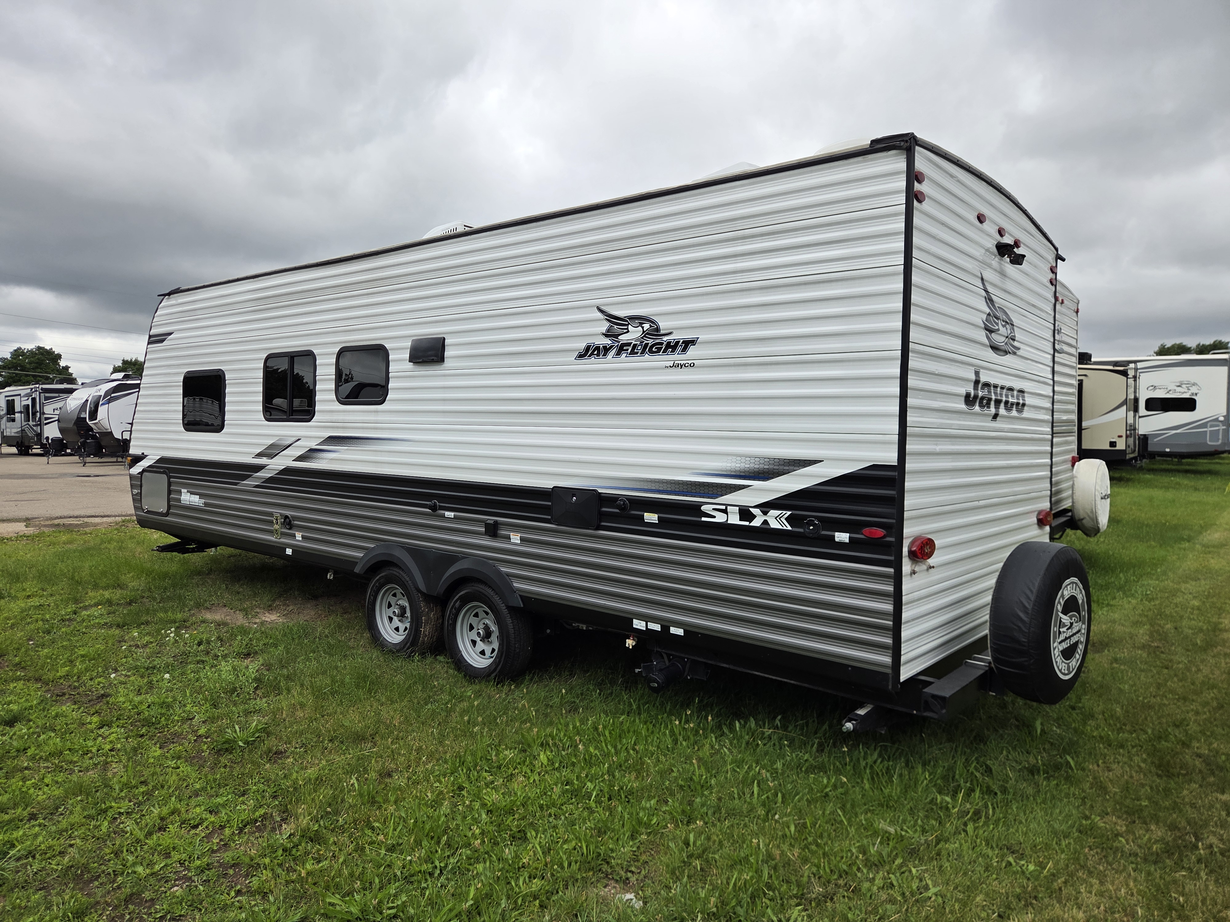 2022 Jayco Jay Flight SLX 264BH - Image 3