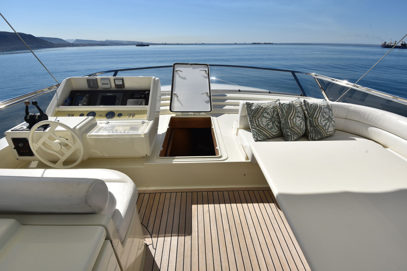 1997 Ferretti Yachts Ferretti 780 Base - Image 25