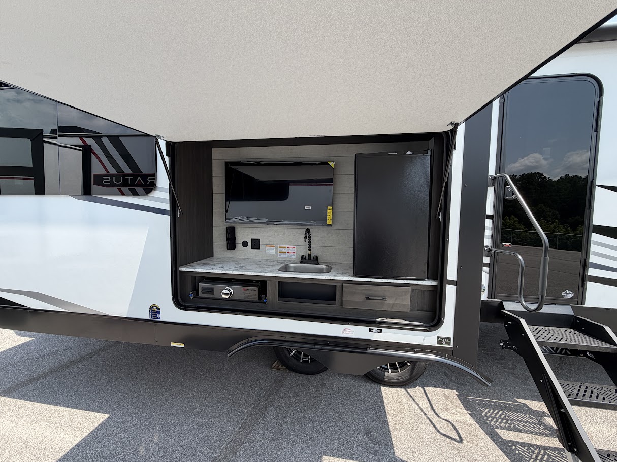 2027 VENTURE RV SPORTTREK 336VRK - Image 9