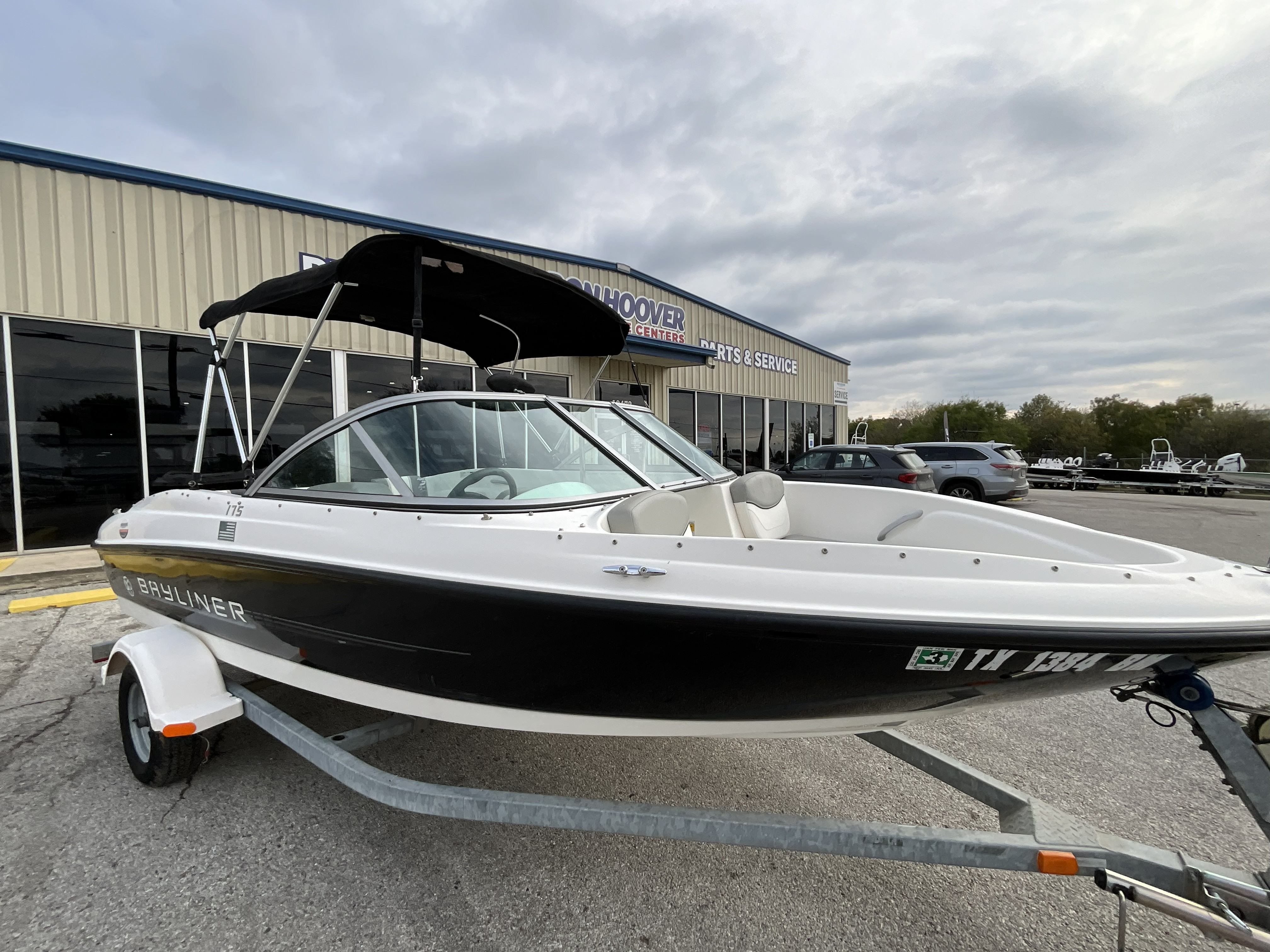 2011 BAYLINER 175BR - Image 5