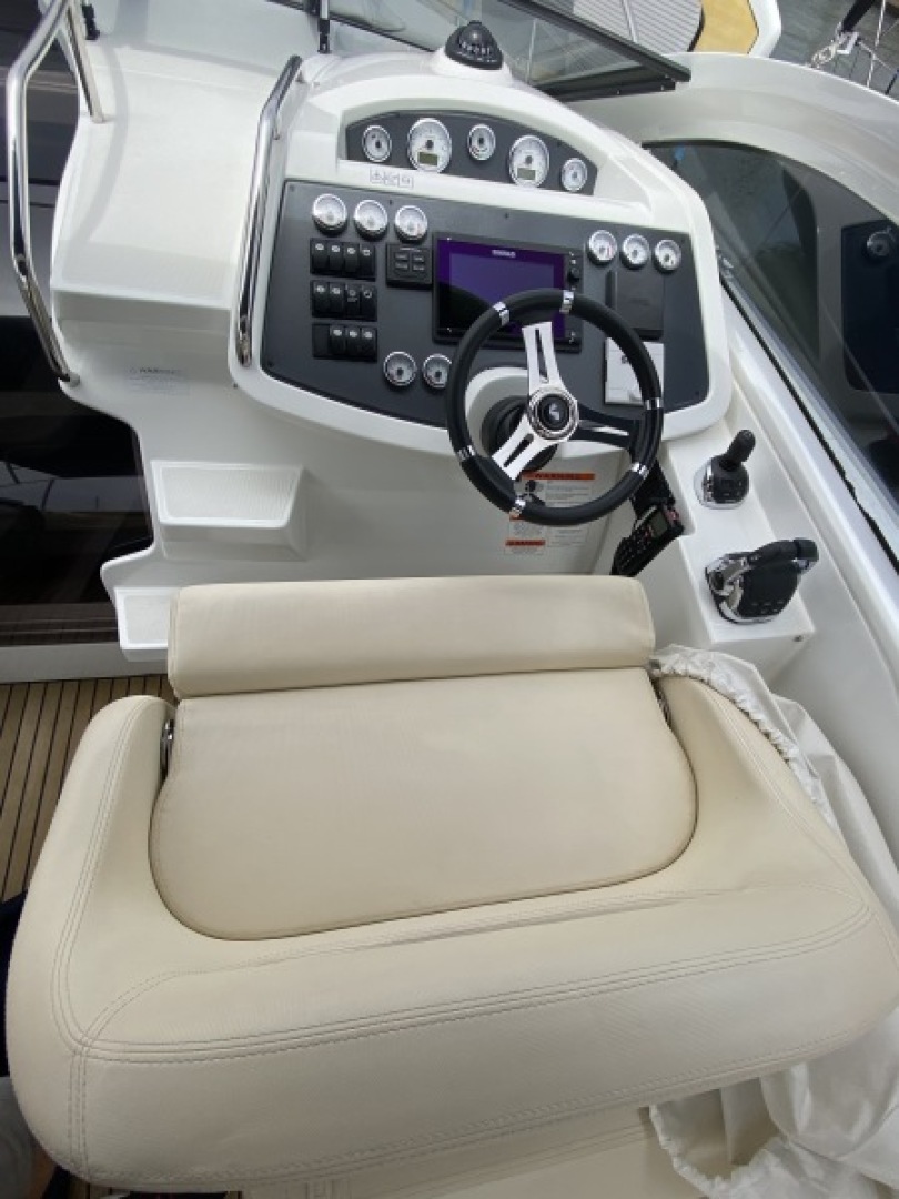 2016 Beneteau Gran Turismo 35 - Image 8
