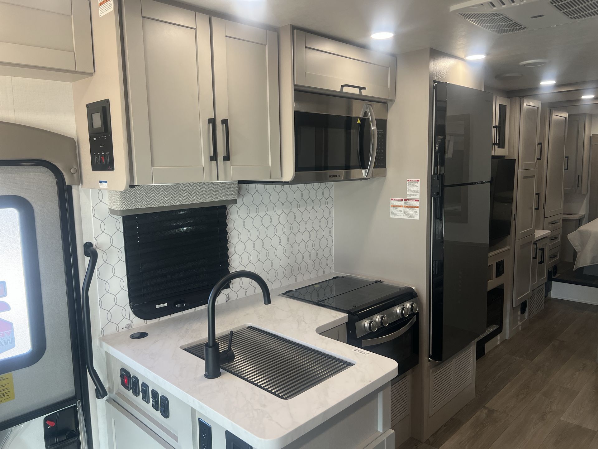 2027 Entegra Coach Odyssey 30Z - Image 19