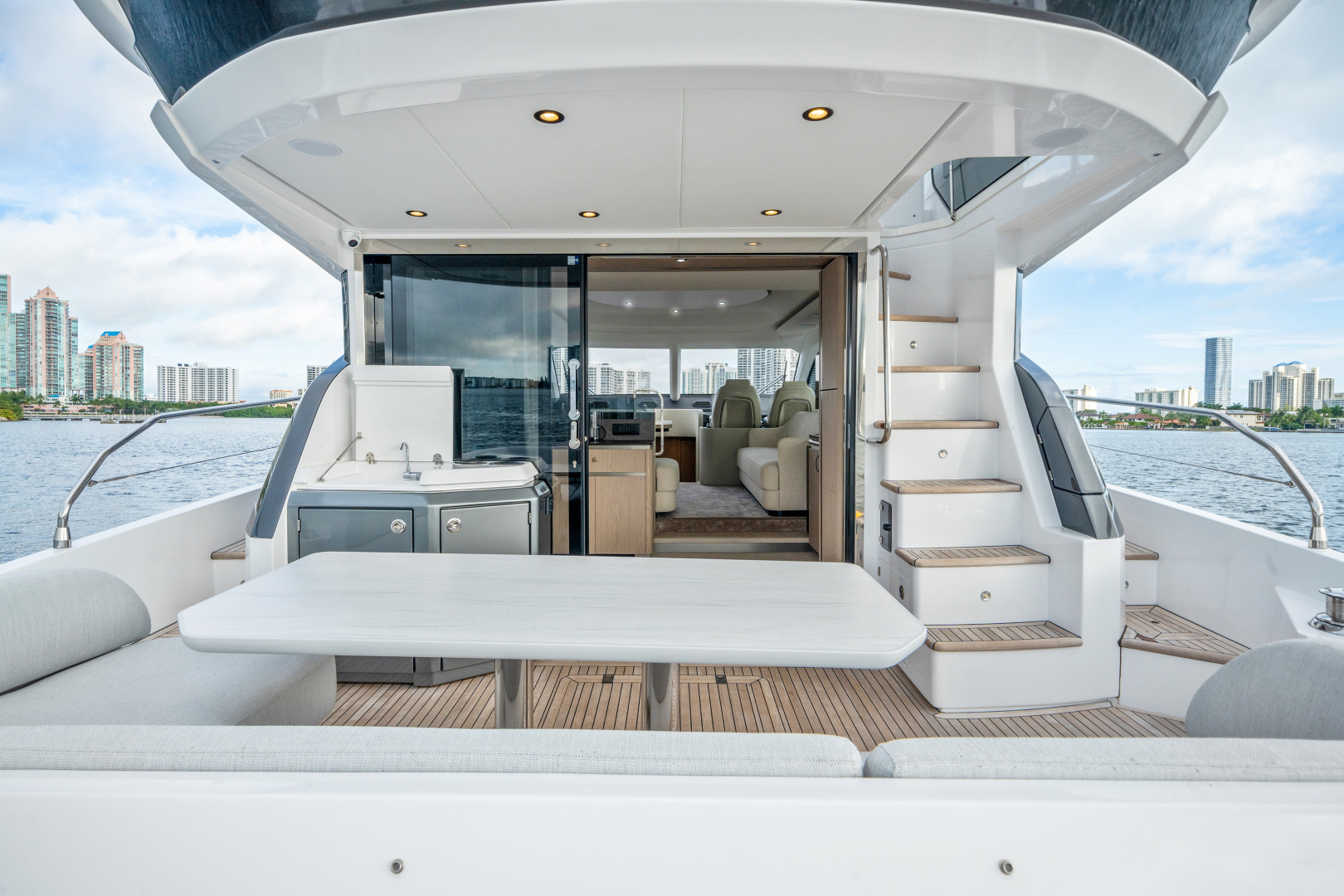2023 Azimut 53 FLY Base - Image 41