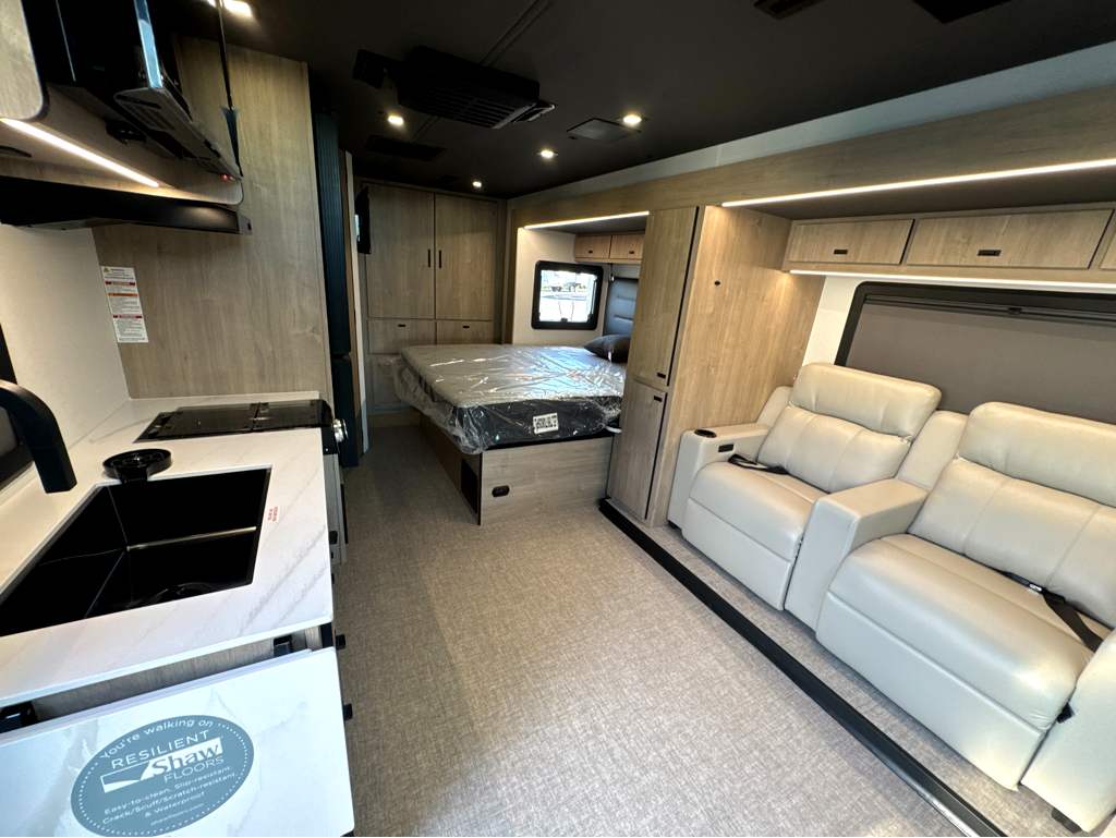 2027 Grand Design Lineage Series M 25FW - Image 11