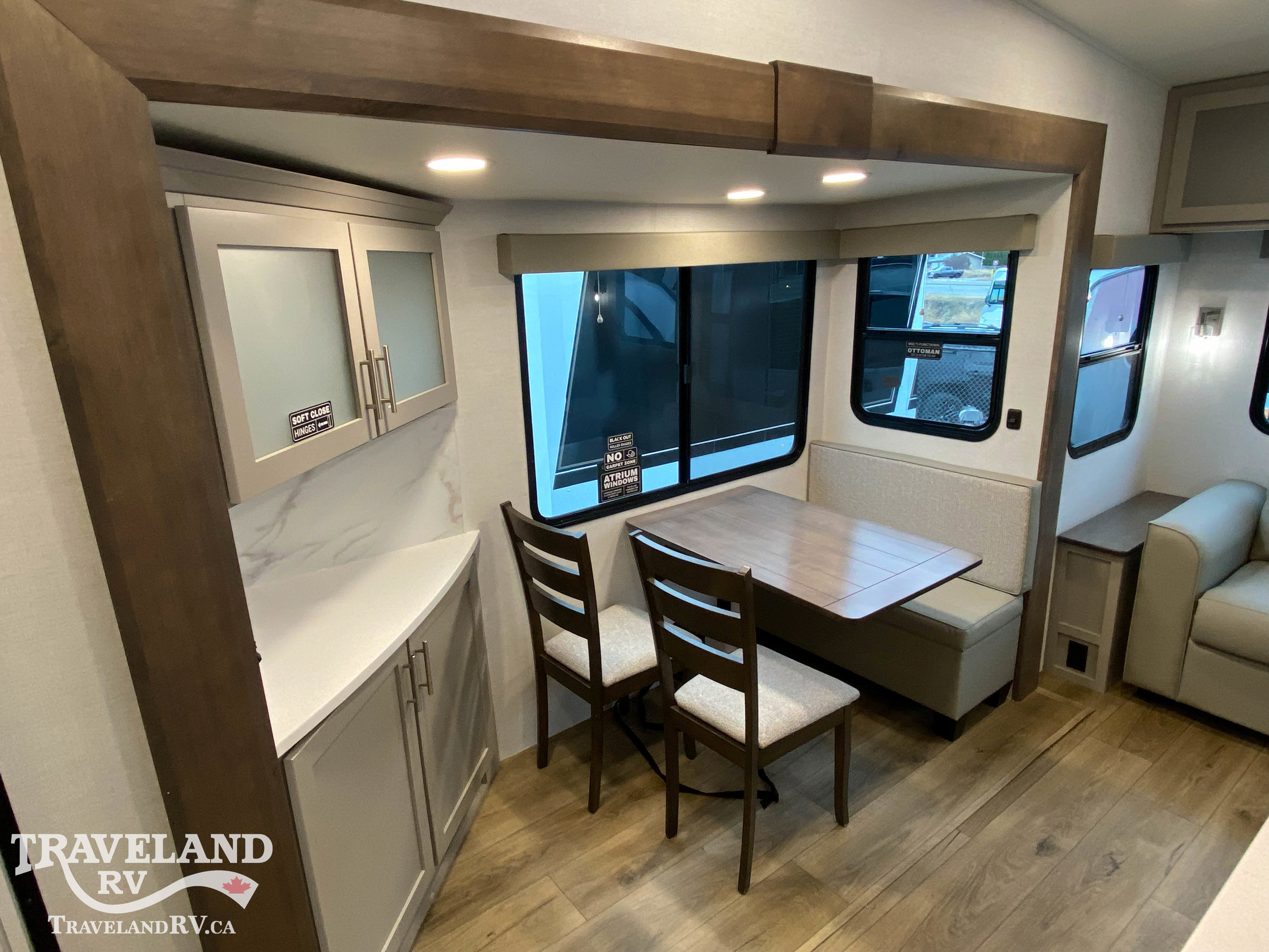 2026 Alliance RV AVENUE 25RL - Image 8