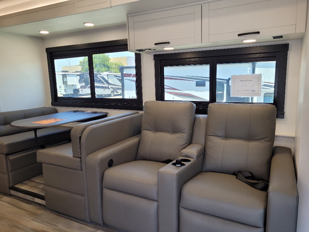 2026 Entegra Coach Vision XL 34G - Image 8