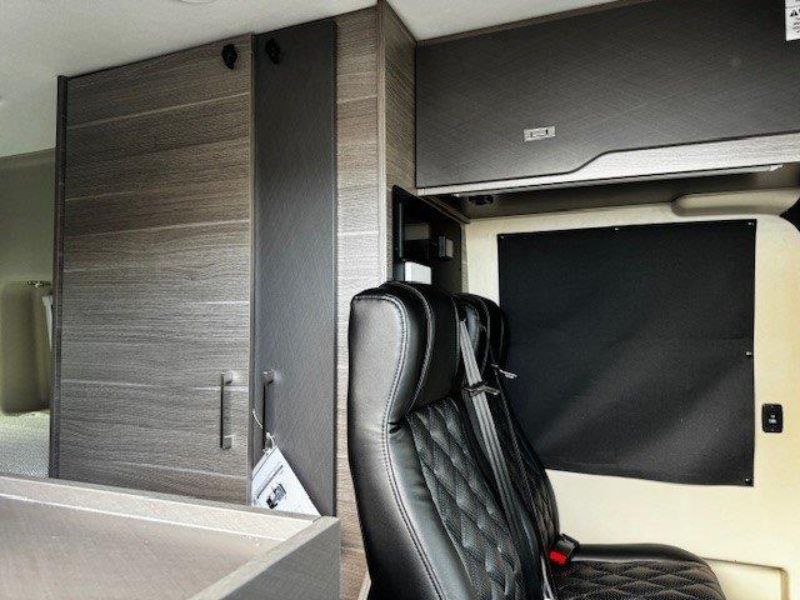 2026 Entegra Coach Launch 19Y - Image 12