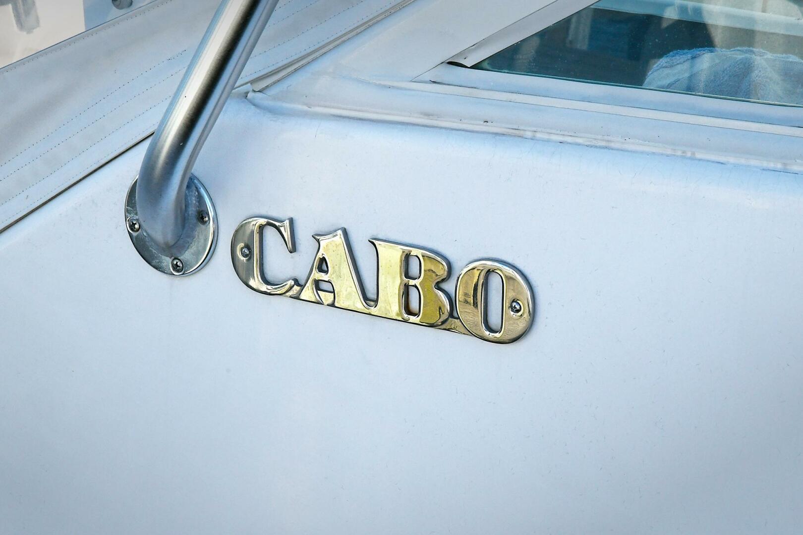 2007 Cabo Express with Tower - Image 36