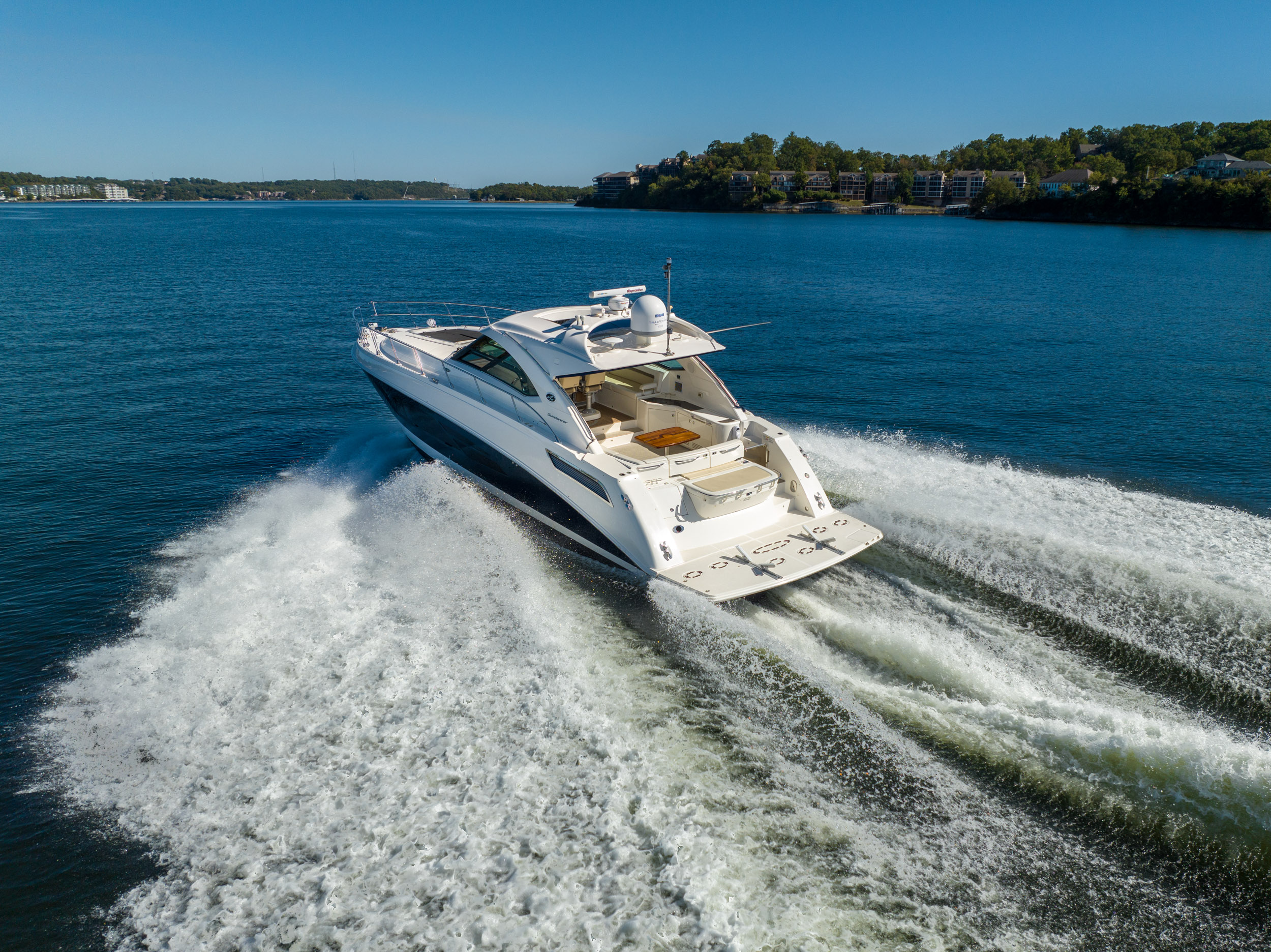 2013 Sea Ray 540 Sundancer - Image 4