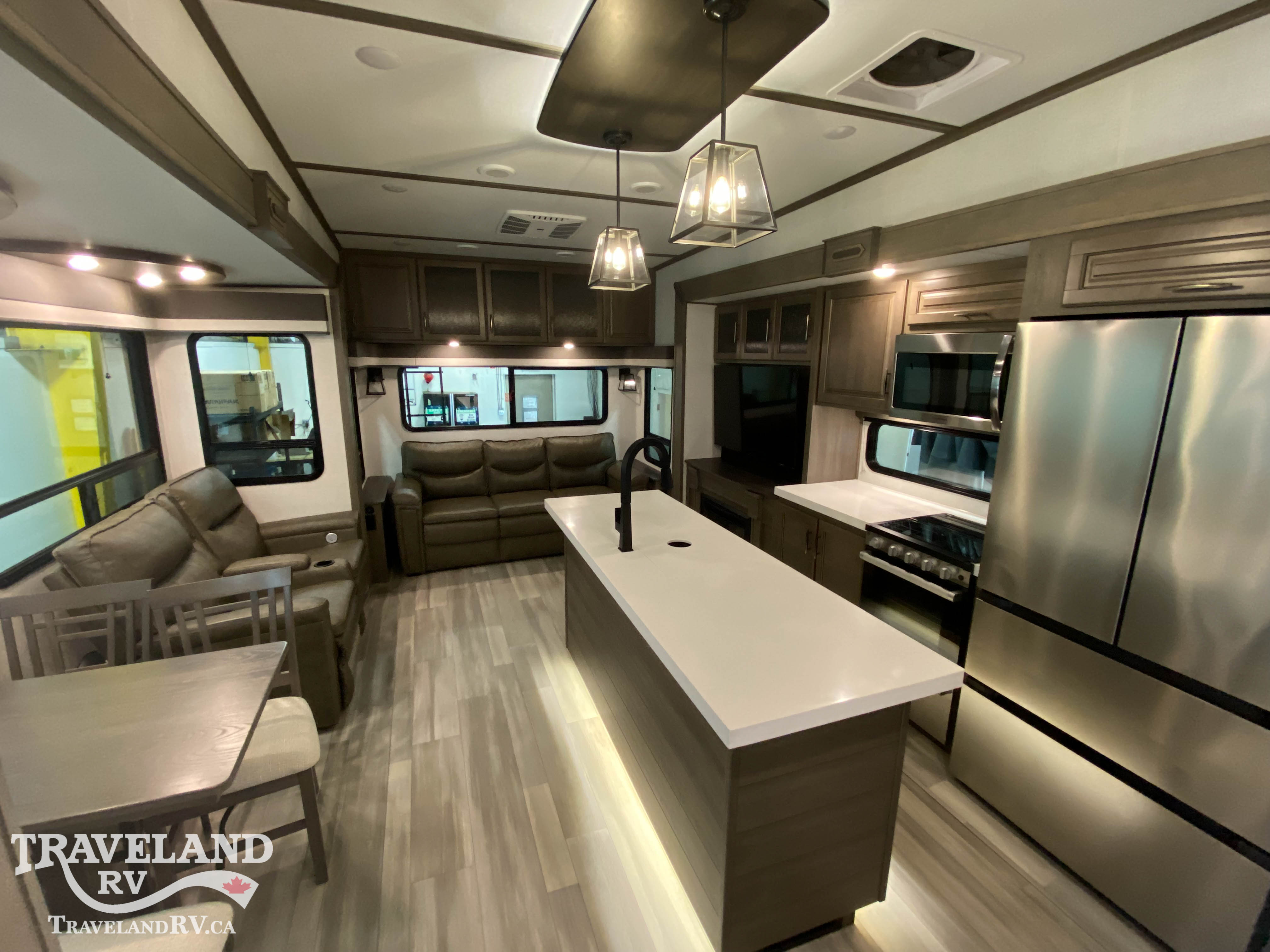 2023 Grand Design SOLITUDE 2930RL - Image 3