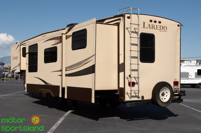 2014 Keystone Laredo 3325TG - Image 5
