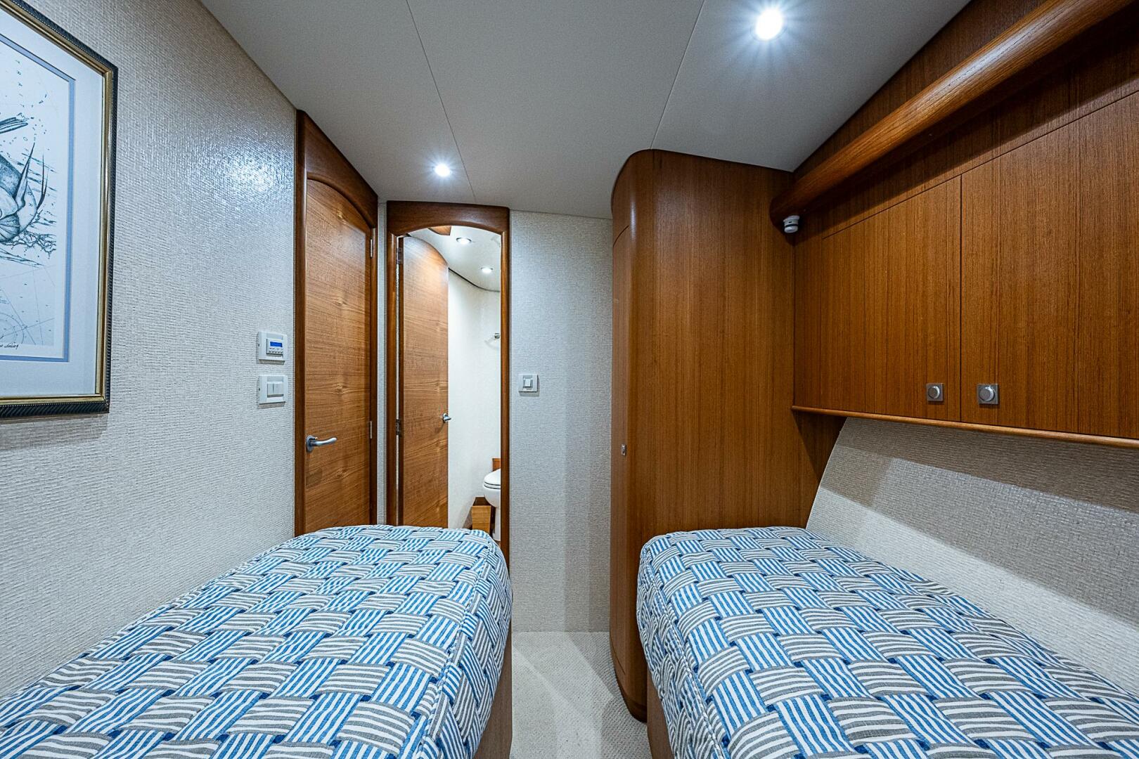 2017 F&S Cusotm Express Sportfish - Image 60