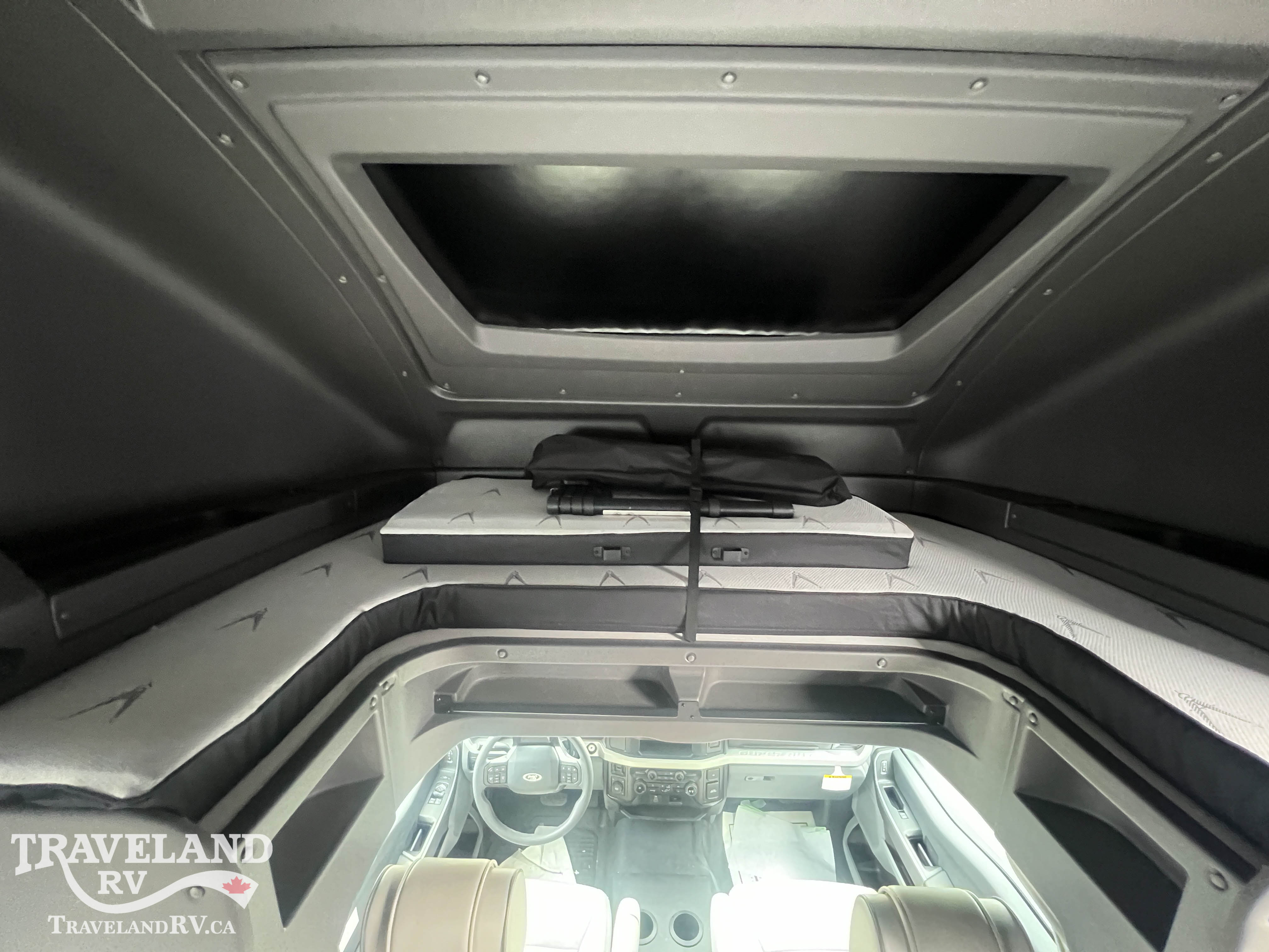 2027 Grand Design Lineage Series F 31ZW - Image 16
