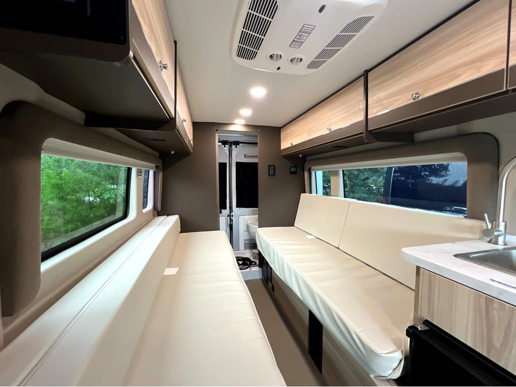 2027 ENTEGRA COACH ETHOS 20T - Image 5