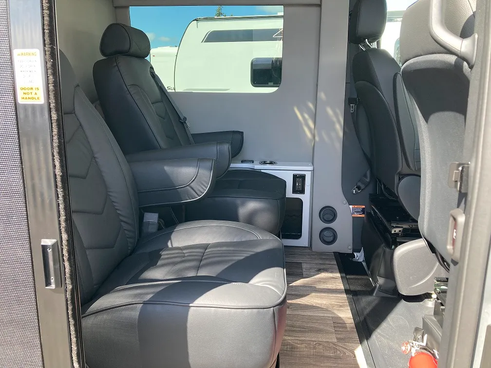 2024 Holiday Rambler Xpedition SL4E - Image 7
