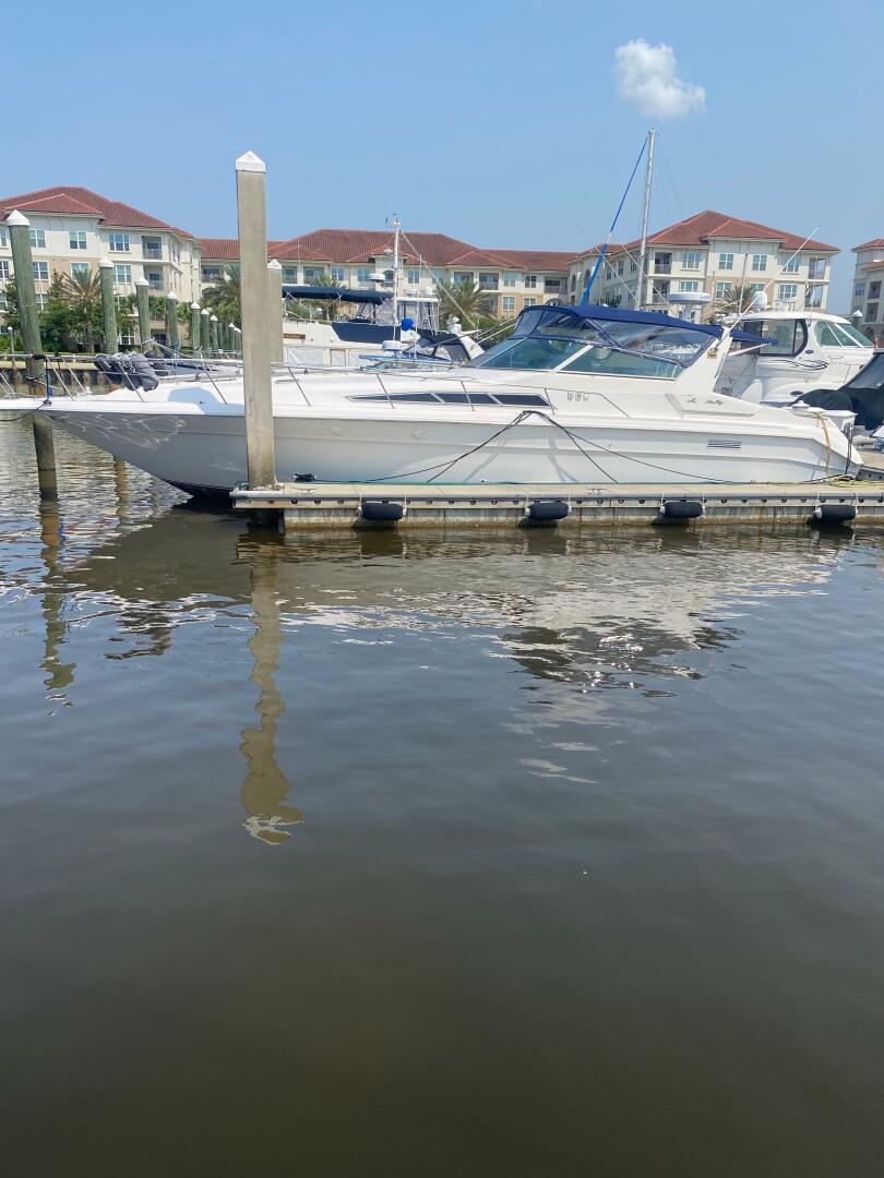 1993 Sea Ray 440 Sundancer - Image 2