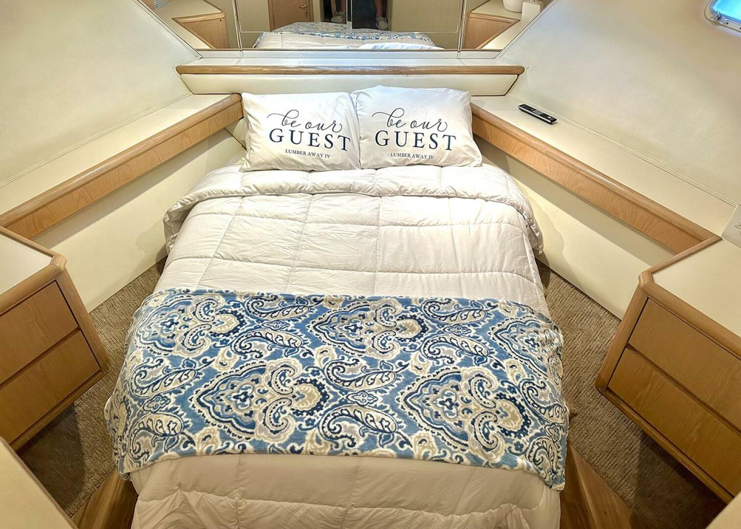 1994 Hatteras Cockpit Motoryacht - Image 21