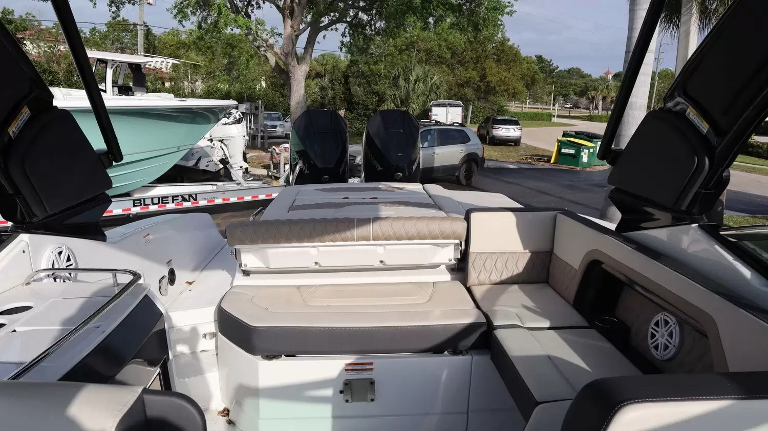 2024 MONTEREY 305SS - Image 7