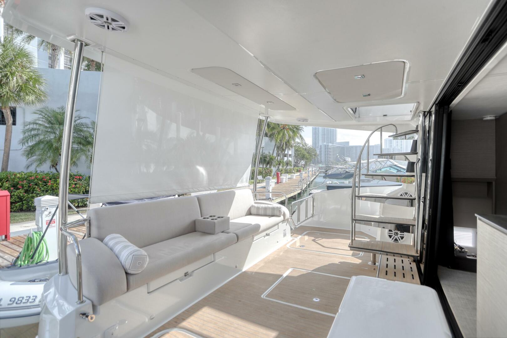 2022 Fountaine Pajot MY6 - Image 15