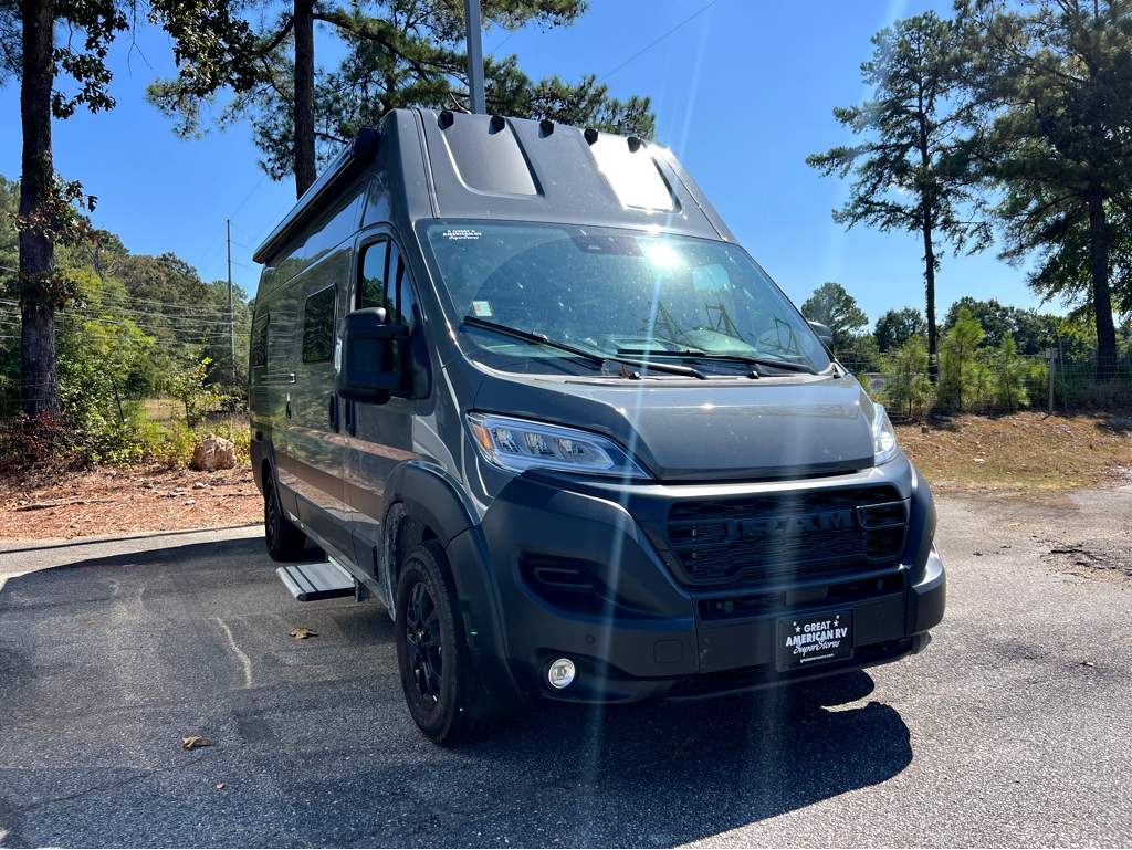 2027 GRAND DESIGN LINEAGE SERIESVP LVP2 - Image 1