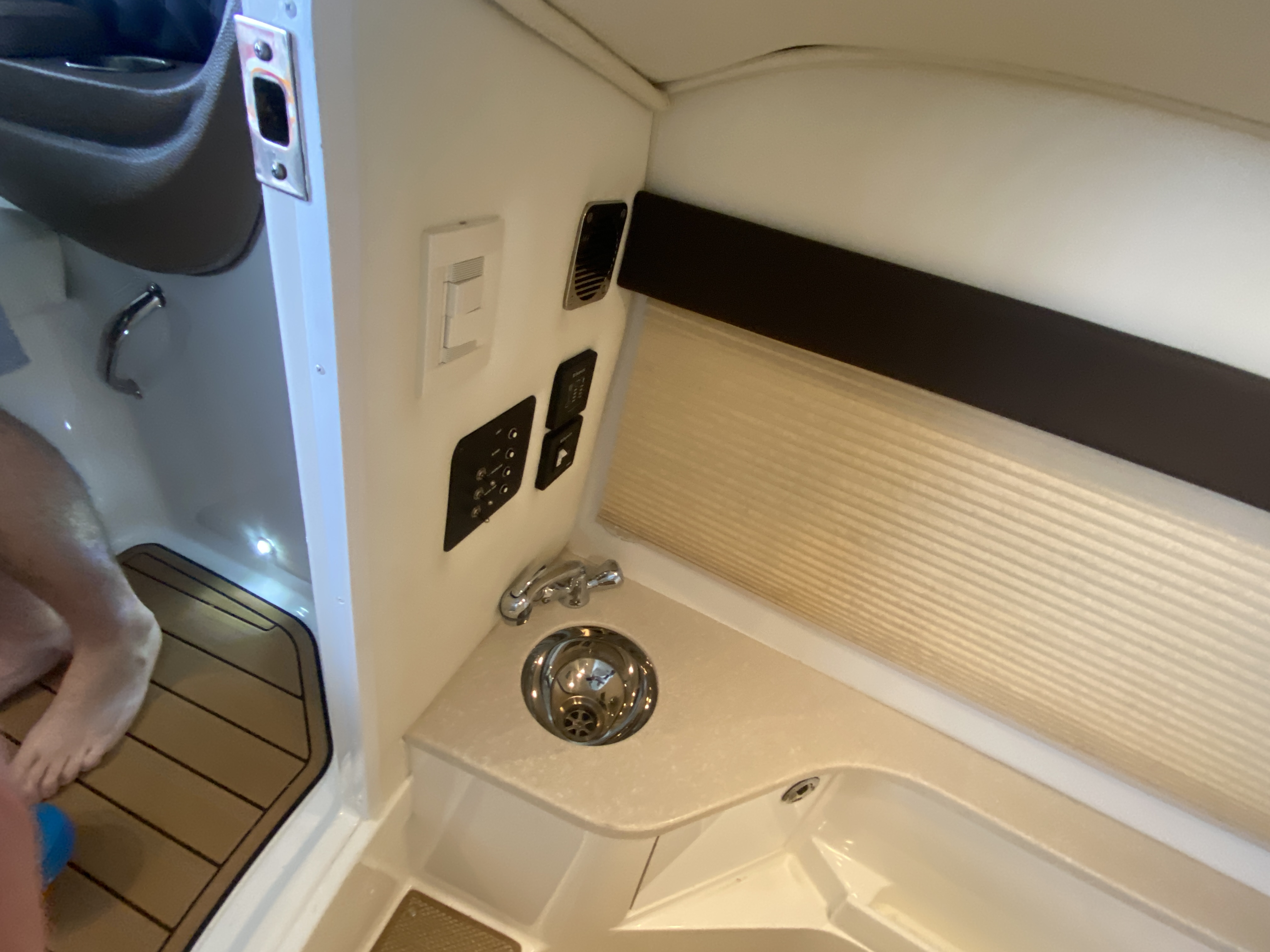 2015 Cobalt 336 - Image 47