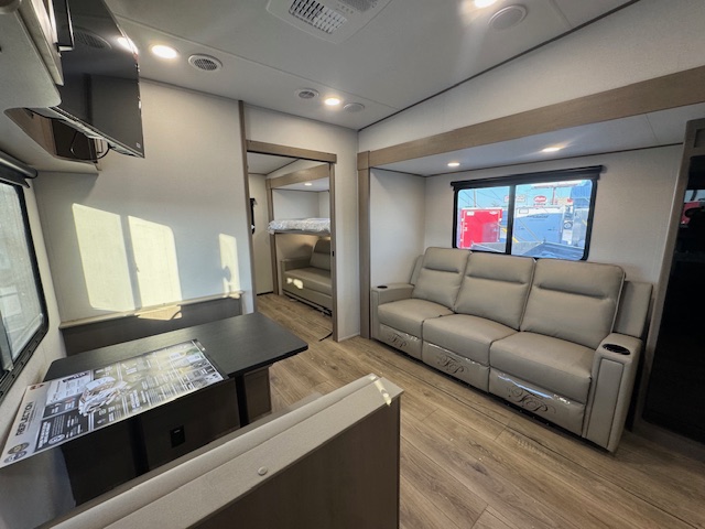2026 Grand Design Reflection 100 Series 32BH - Image 9