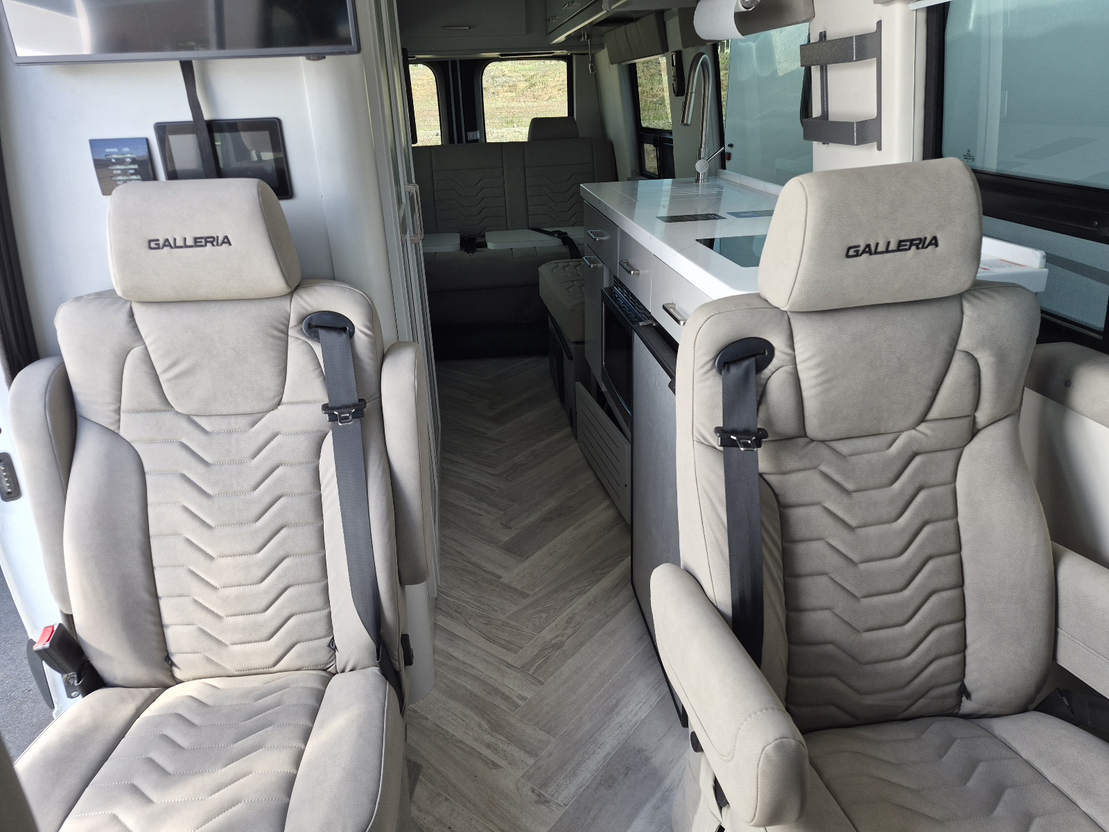 2024 Coachmen Galleria 24Q - Image 6