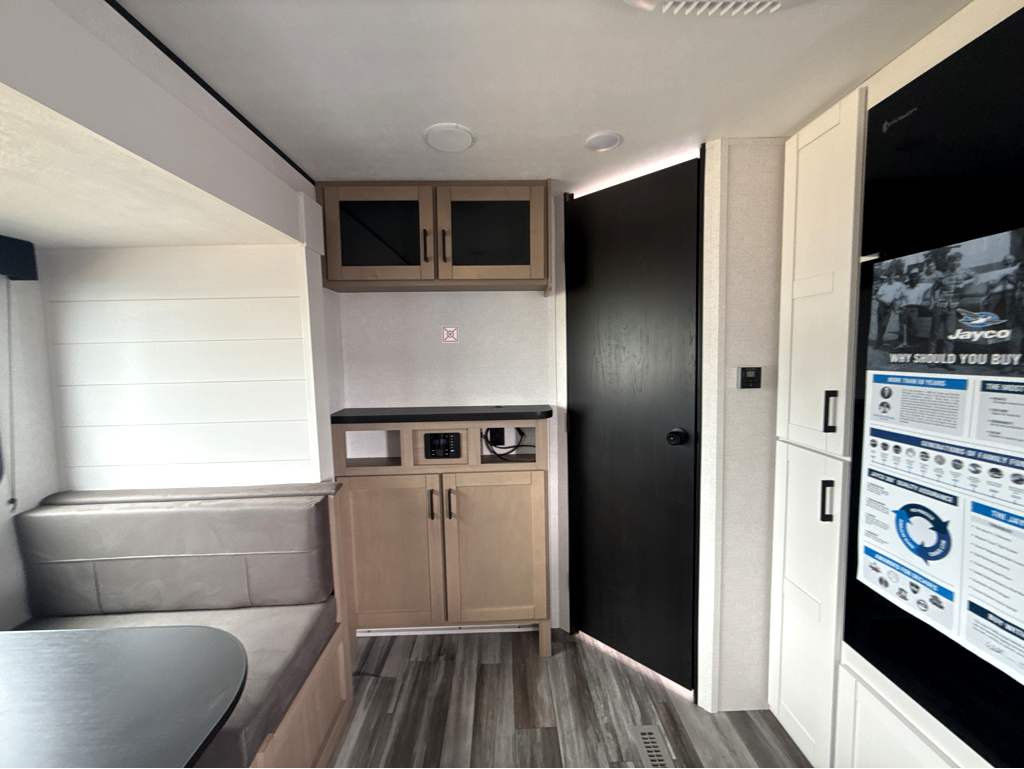 2026 JAYCO JAY FLIGHT SLX 262RLS - Image 13