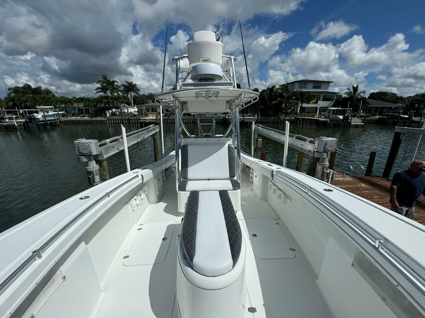 2006 Yellowfin 34 Center Console - Image 6