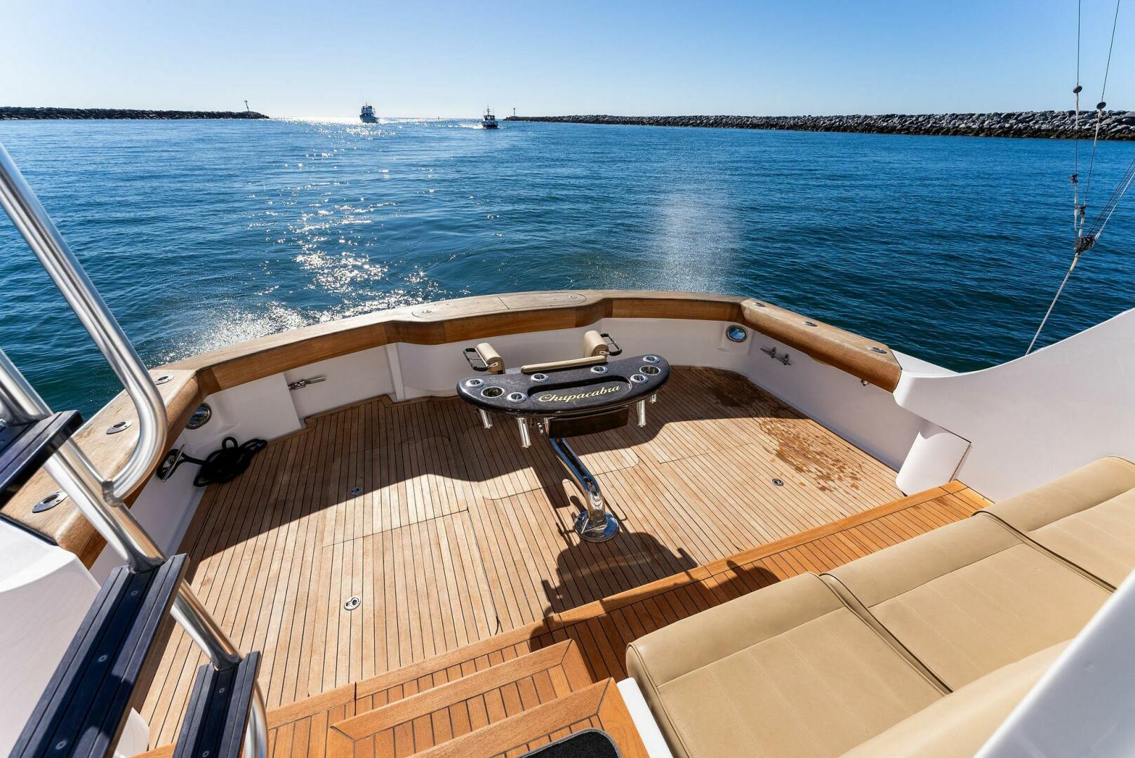 2007 Hatteras 64 Convertible - Image 45