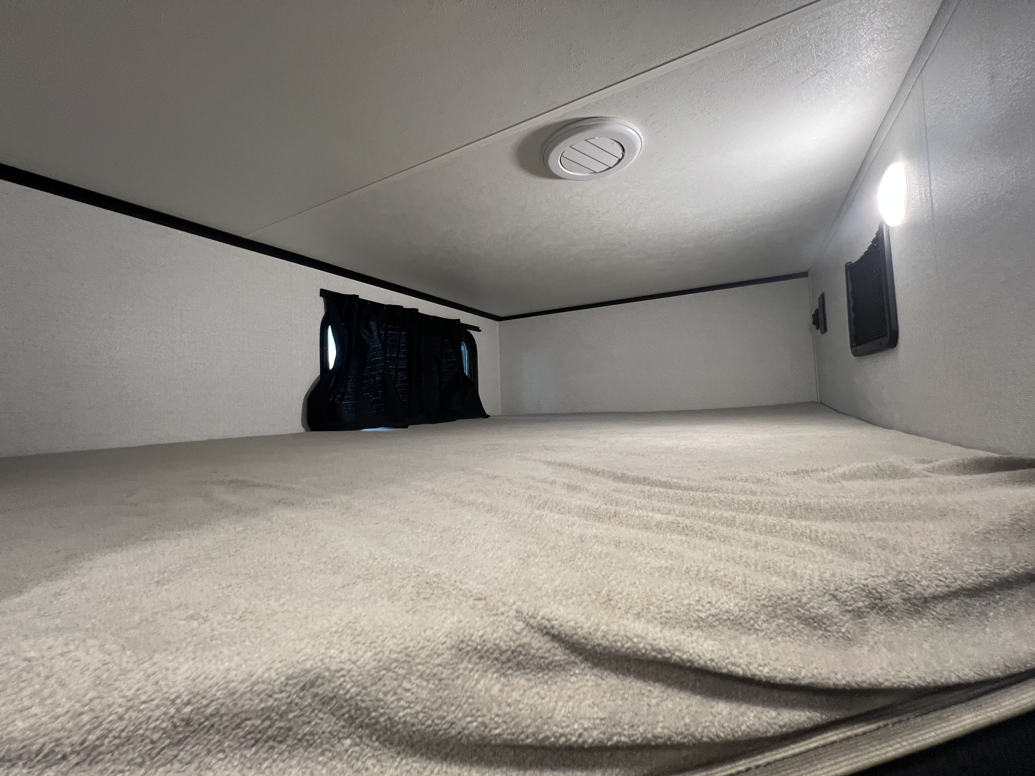 2027 Jayco Jay Feather 21MBH - Image 17
